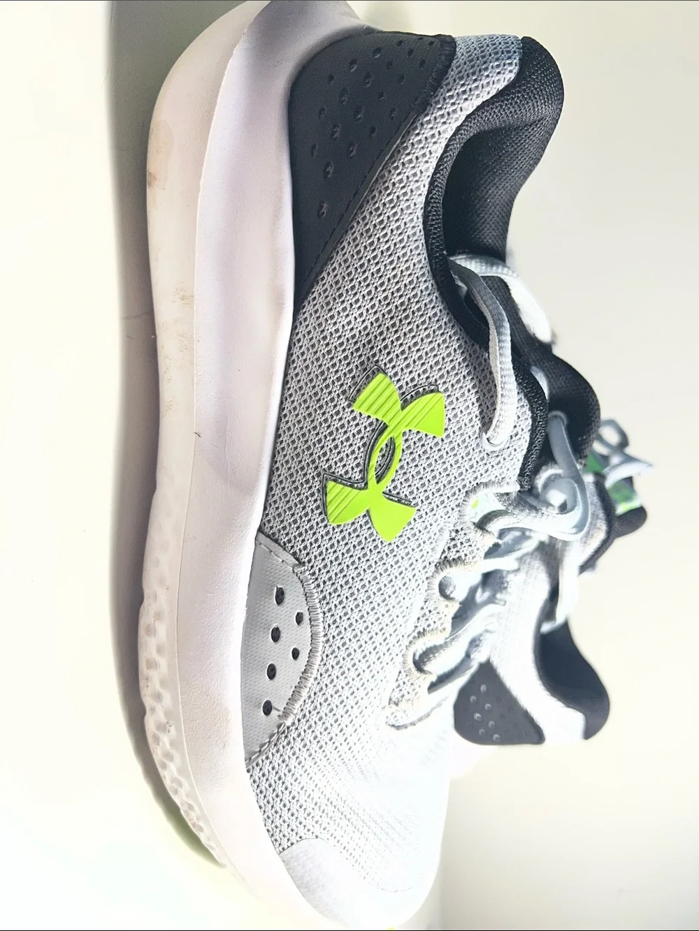 Under Armour Big Boys Gray & Neon Green Athletic Sneakers